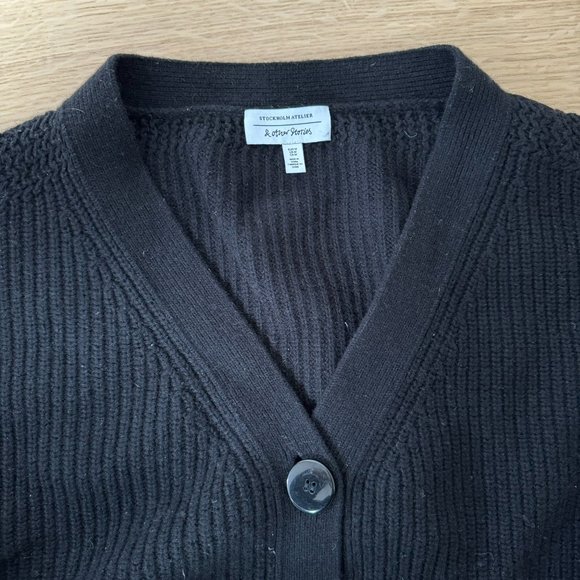 & Other Stories Black Cardigan Sweater - Picture 4 of 4